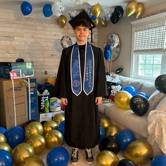 Help Support Mikeyโs College!๐๐ - Picture 13 of 15